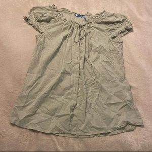 IZOD flowy button up top